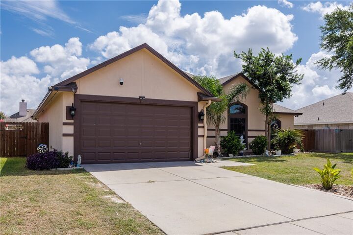 Property Photo:  14422 Chantilly Drive  TX 78410 