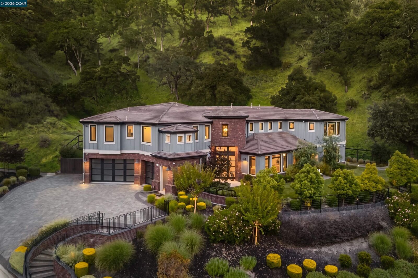 Property Photo: 401 Legacy Dr CA 94507