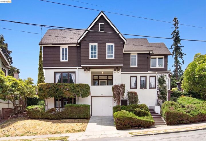 Property Photo: 617 Boulevard Way CA 94610