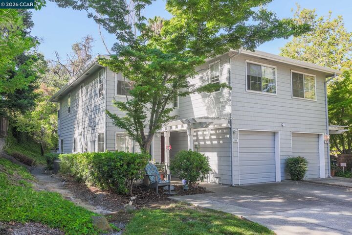 Property Photo:  290 Pebblecreek Ct  CA 94553 