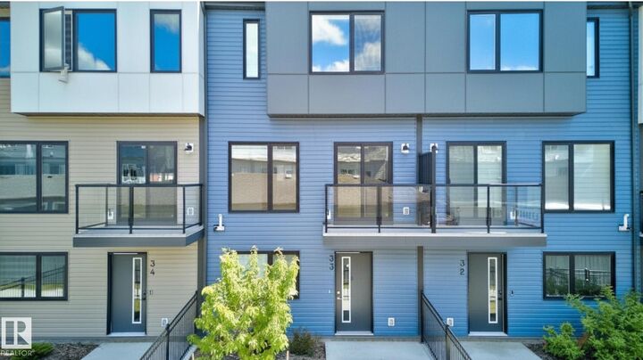 Property Photo: 11910 35 Avenue SW 33 AB T6W 4Z8