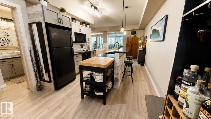 Property Photo:  4827 104A Street NW 151  AB T6H 0R5 