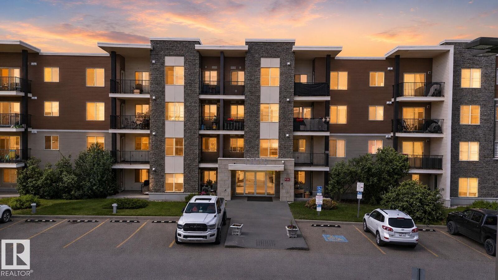 Property Photo: 11816 22 Avenue SW 205 AB T6W 2A2
