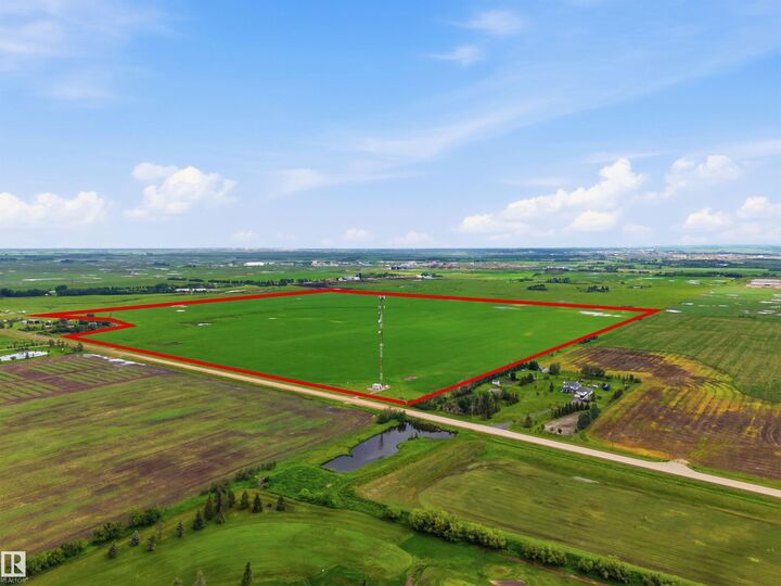 Property Photo:  55111 Range Road 230  AB T8L 5E5 