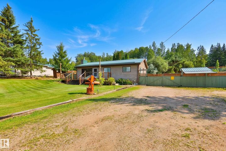 2120 Twp Road 565 103 — photo 1
