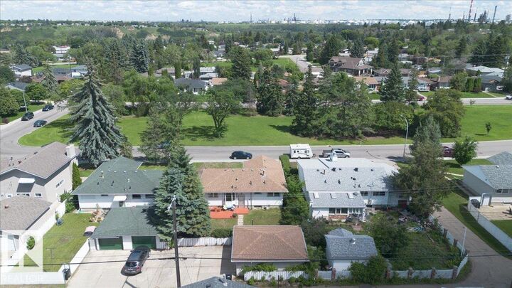Property Photo:  10736 48 Street NW  AB T6A 2B5 
