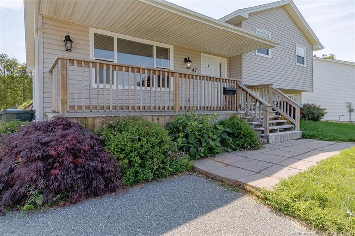 Property Photo: 47 Glenwood Drive NB E2M 5P3