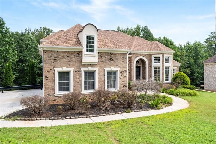 Property Photo: 5173 Barrington Trace Drive GA 30331