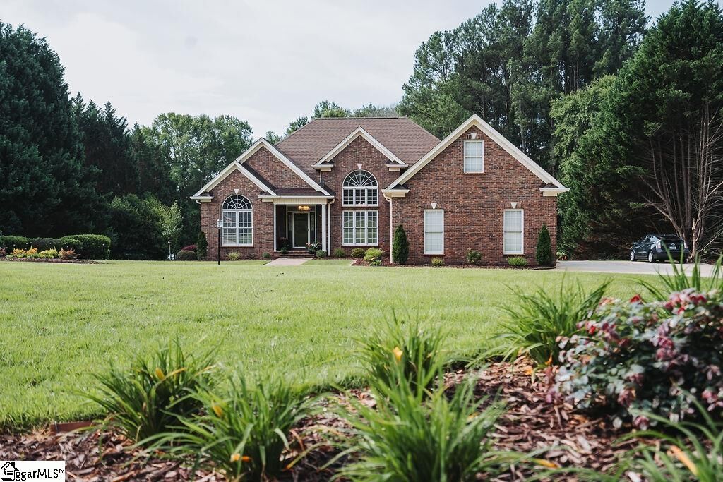 Property Photo:  6 Lanshore Court  SC 29687 