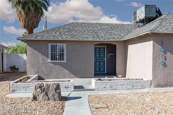 Property Photo: 1016 Sweeney Avenue NV 89104