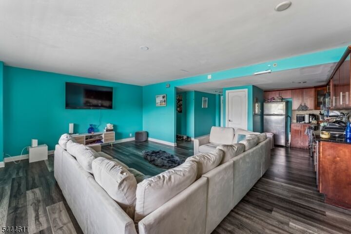 Property Photo: 60 Parkway Dr NJ 07017