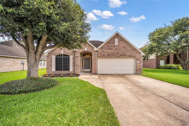 Property Photo: 4109 Oak Point Drive TX 77581