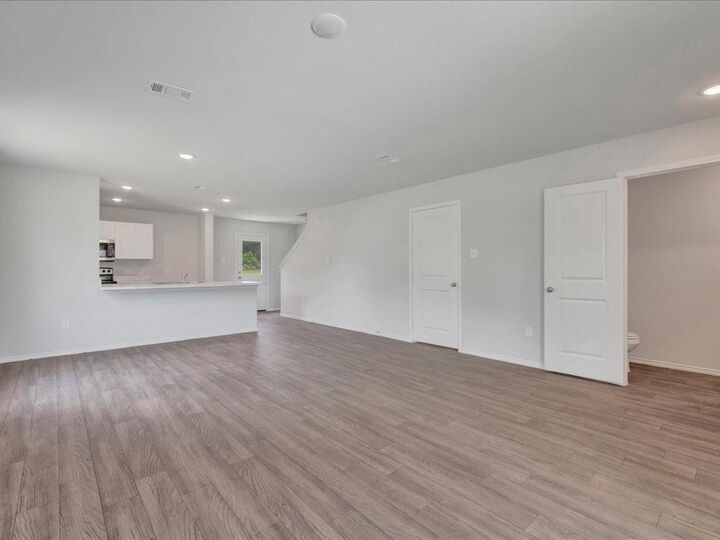 Property Photo:  305 Dana Drive  TX 75901 