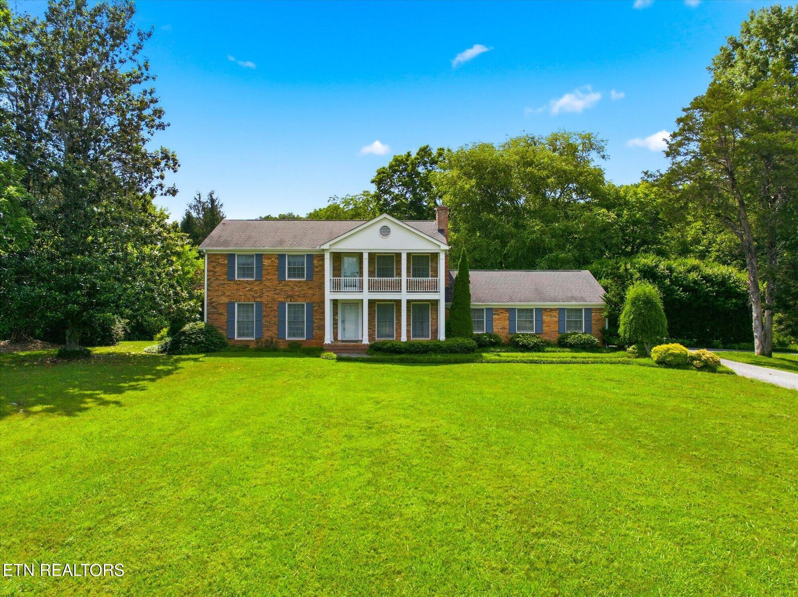 Property Photo:  208 County Road 577  TN 37329 
