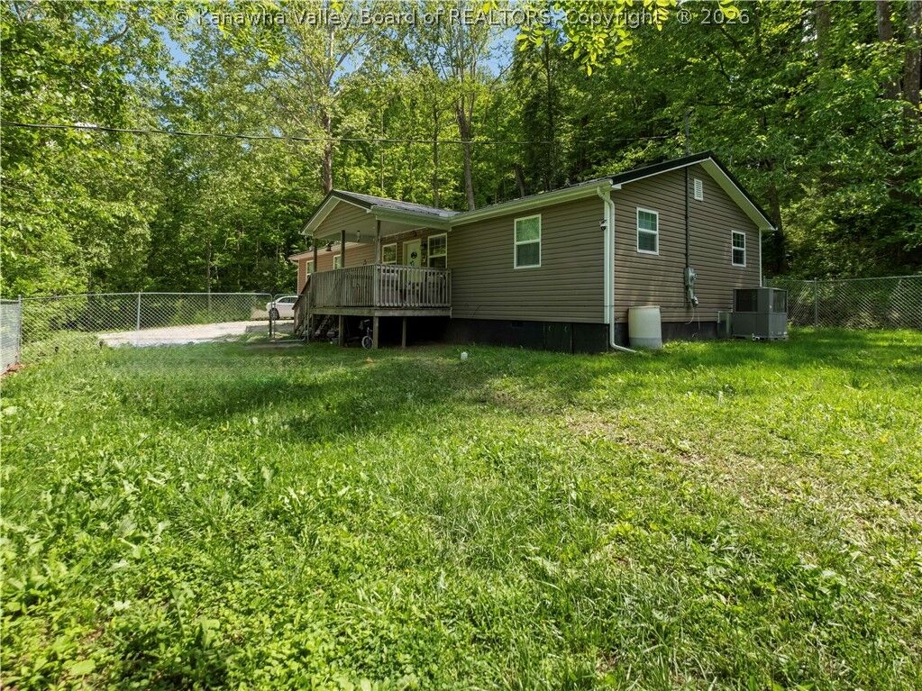 Property Photo: 7000 Blue Sulphur Road WV 25545
