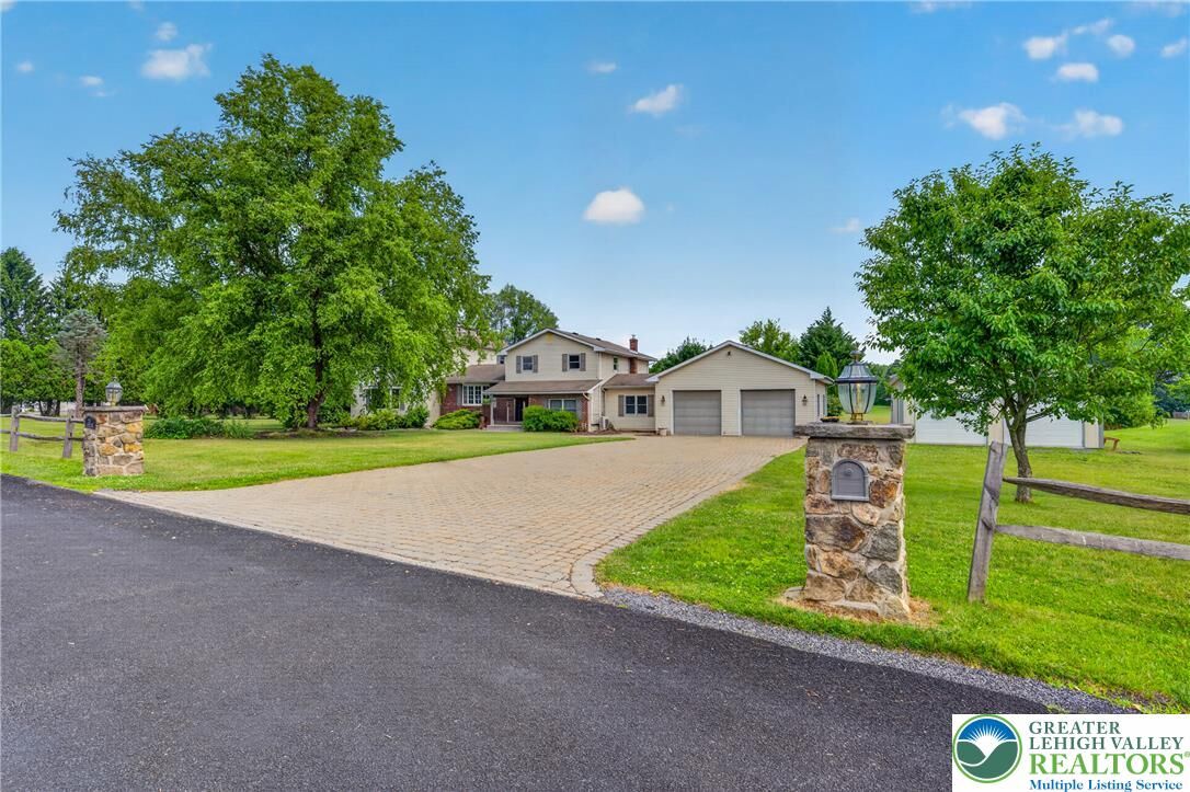 Property Photo:  210 Frutchey Court  PA 18343 