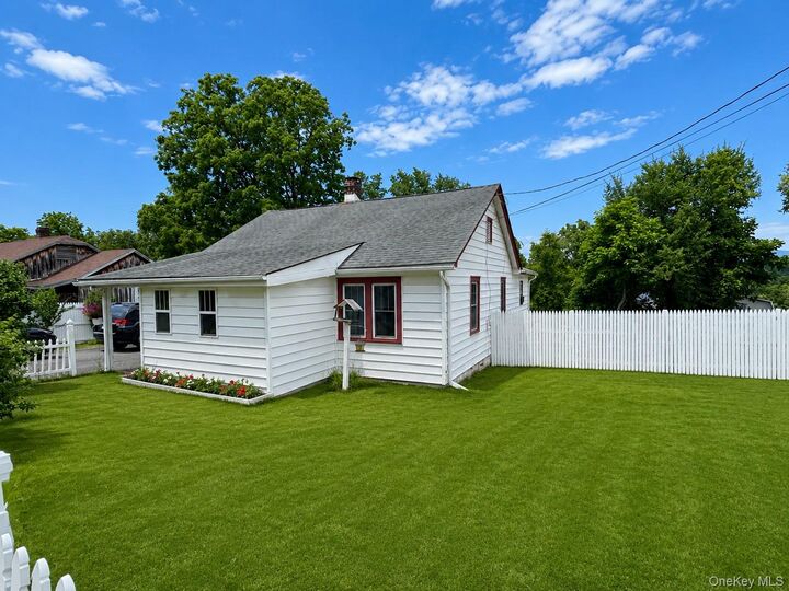 Property Photo:  7 Highland Avenue  NY 12446 