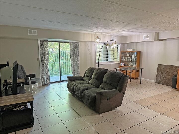 Property Photo:  66 Omni Parc Drive  NY 10954 