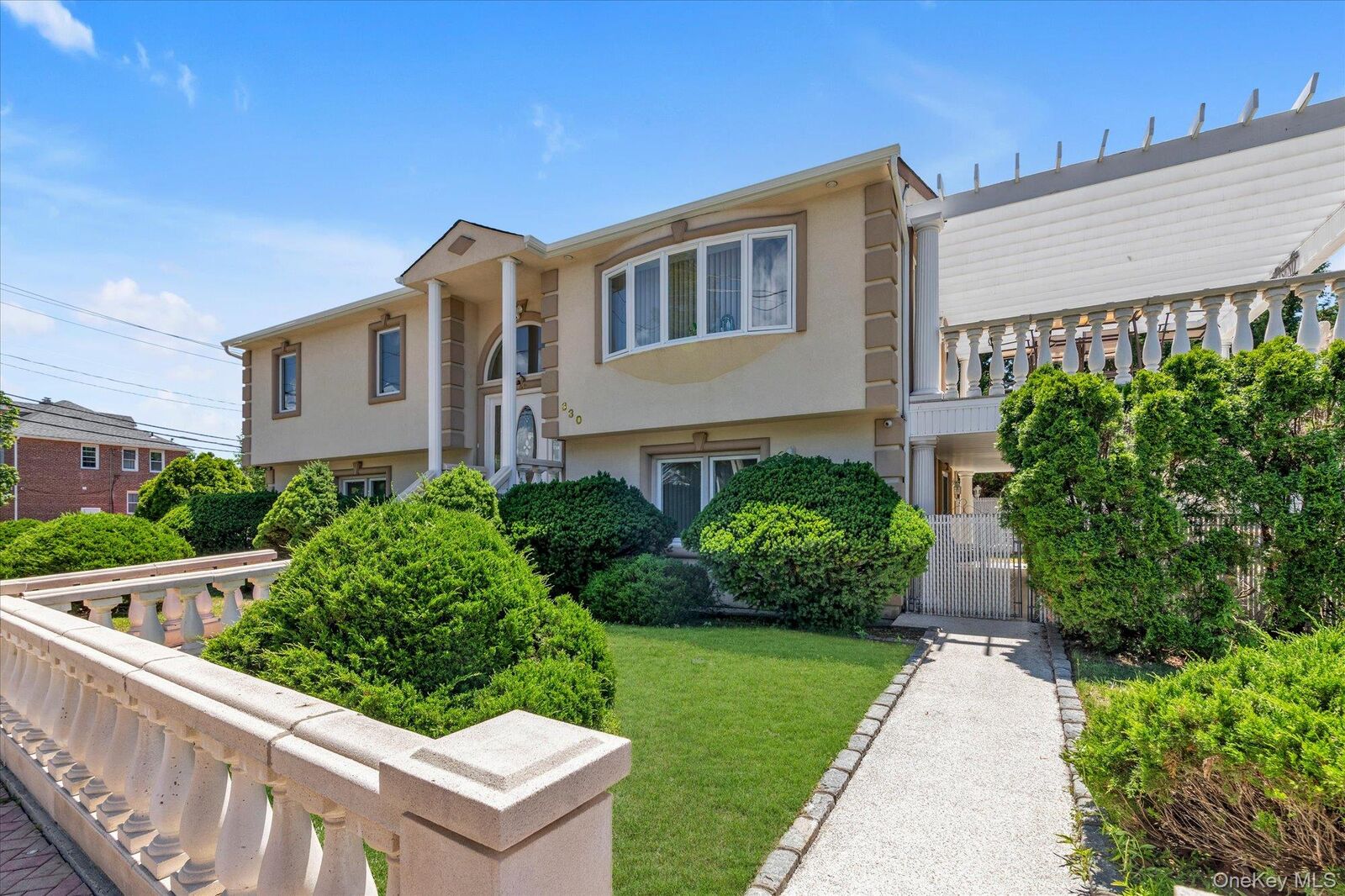 Property Photo: 330 Bayville Avenue NY 11709