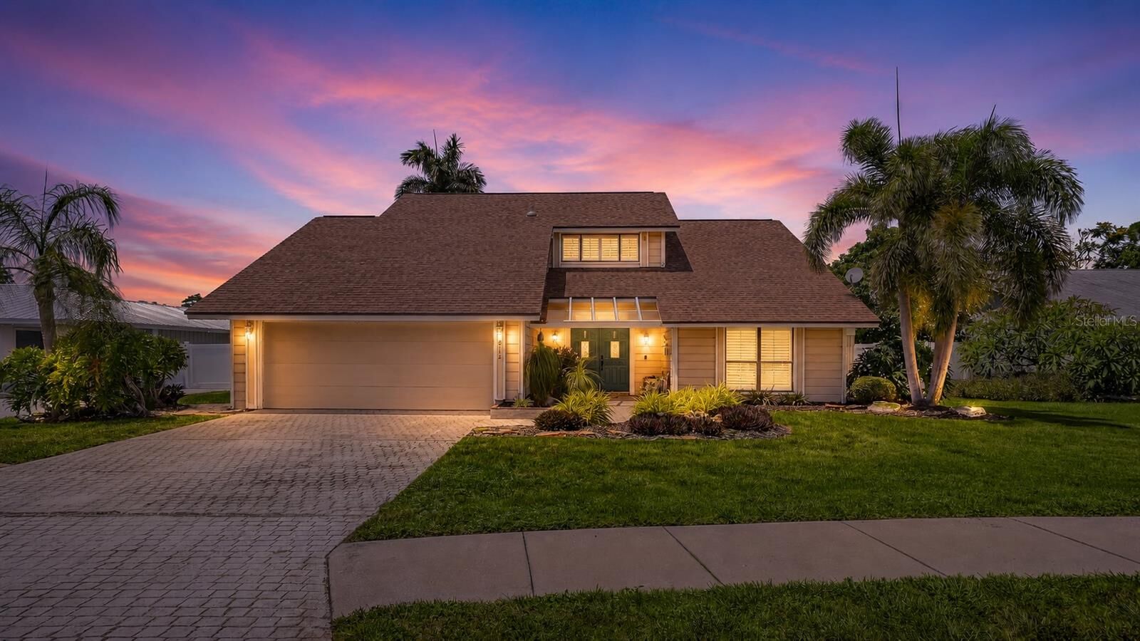 Property Photo:  8112 12th Avenue NW  FL 34209 