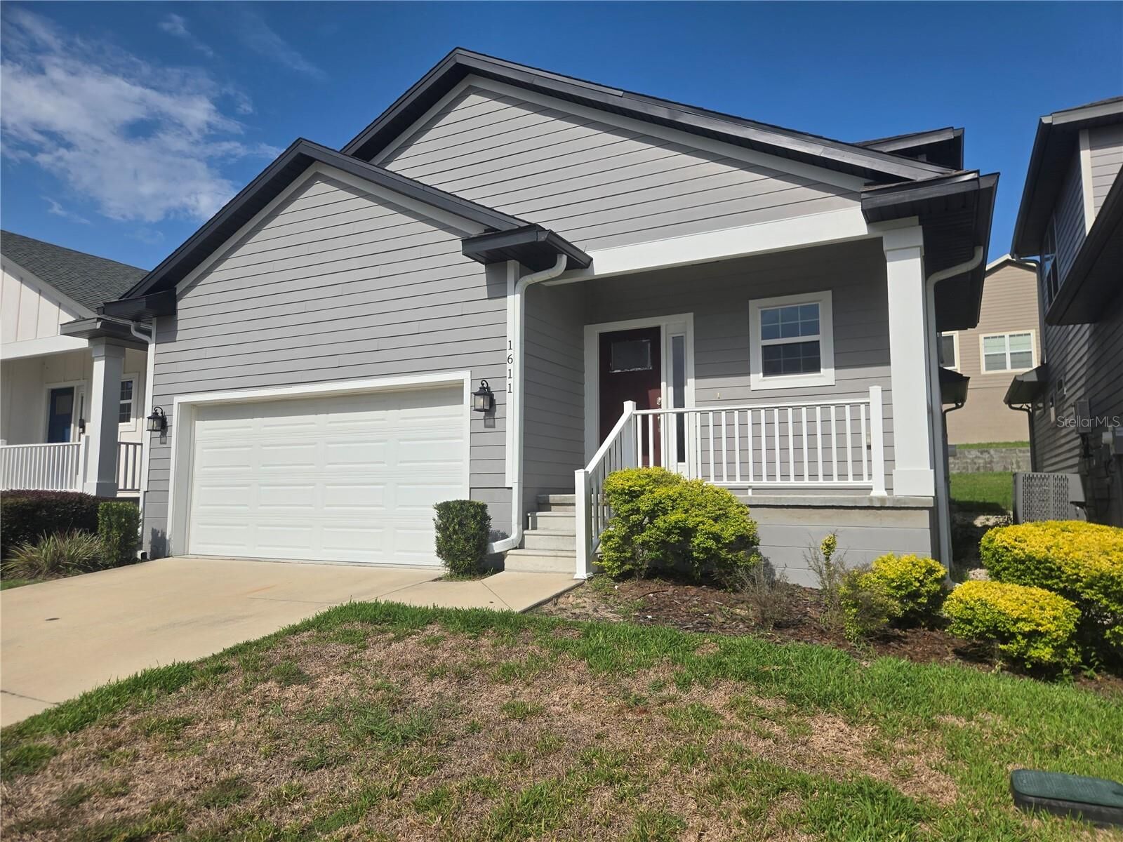Property Photo: 1611 NW 121st Way FL 32606