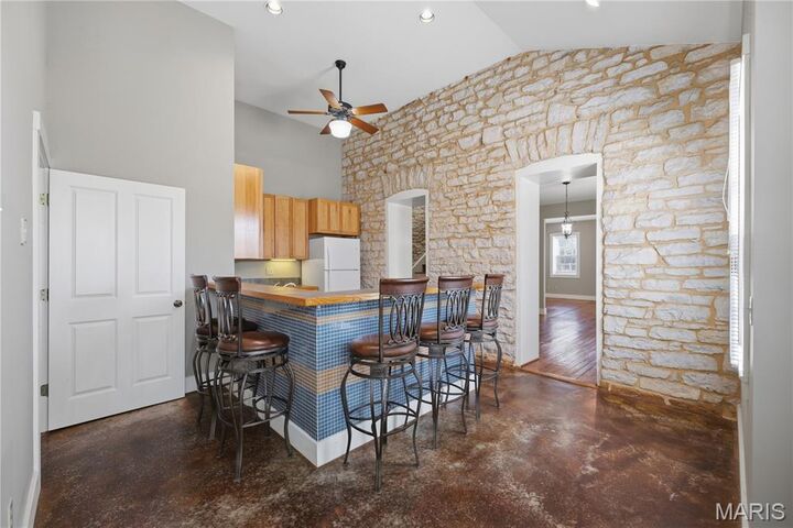 Property Photo: 200 W Steins Street MO 63111