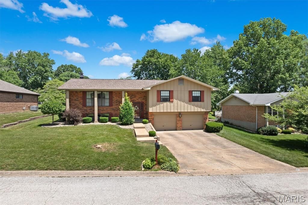 Property Photo:  6201 Heritage Station Road  IL 62223 