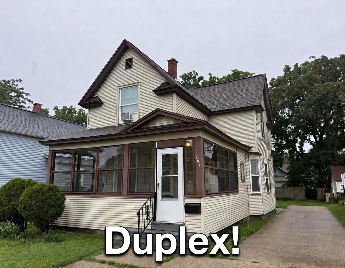 Property Photo:  169 W 17th Street  MI 49423 