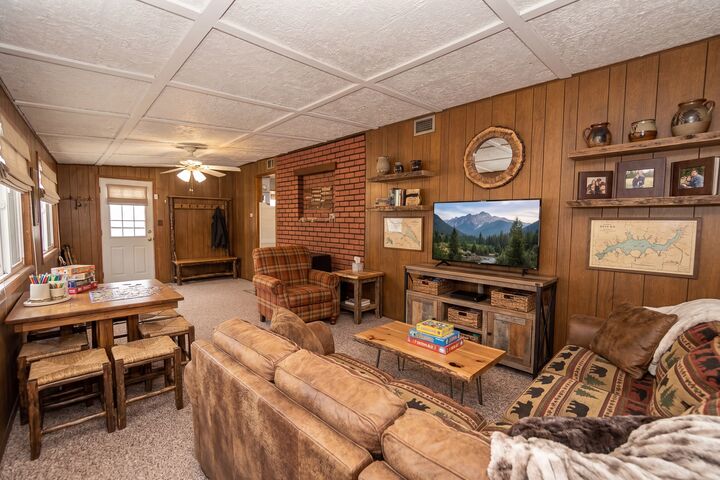 Property Photo: 124 Westward Ho Drive IL 60164