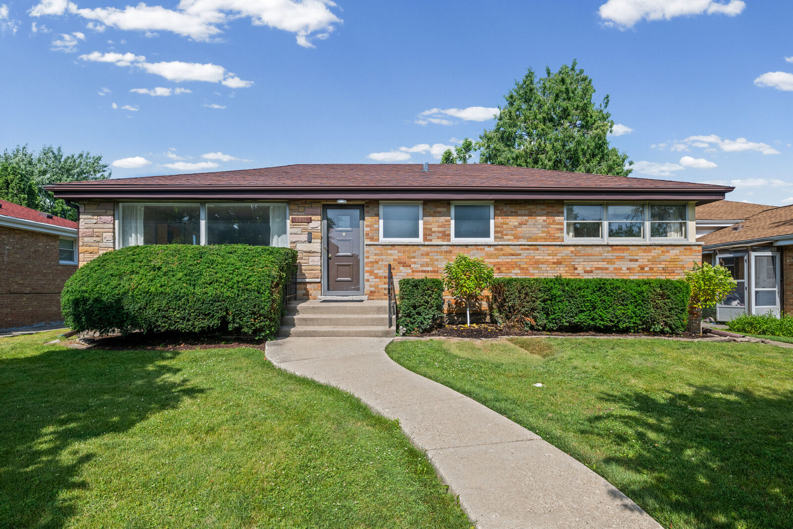 Property Photo:  9338 Lowell Avenue  IL 60076 