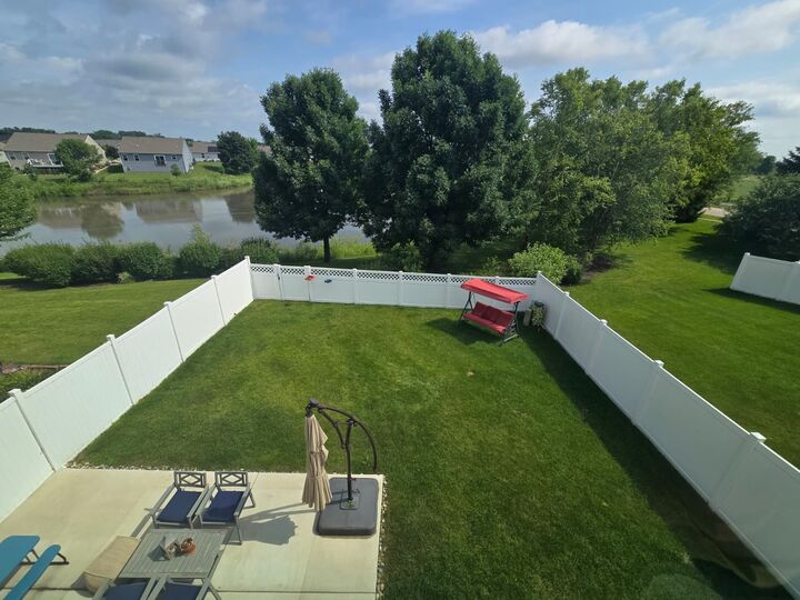 Property Photo:  2765 Crooker Drive  IL 60560 