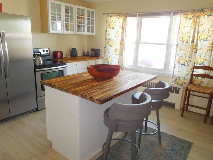 Property Photo: 9 Spofford Street ME 04240
