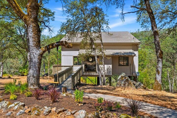 Property Photo:  17500 Winding Oaks Road  CA 95949 