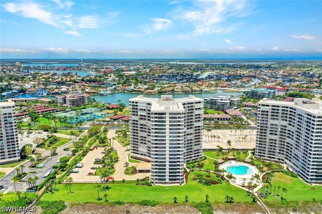 Property Photo:  320 Seaview Court 804  FL 34145 