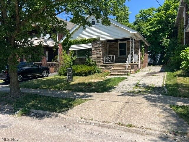 Property Photo: 1003 Nathaniel Road OH 44110