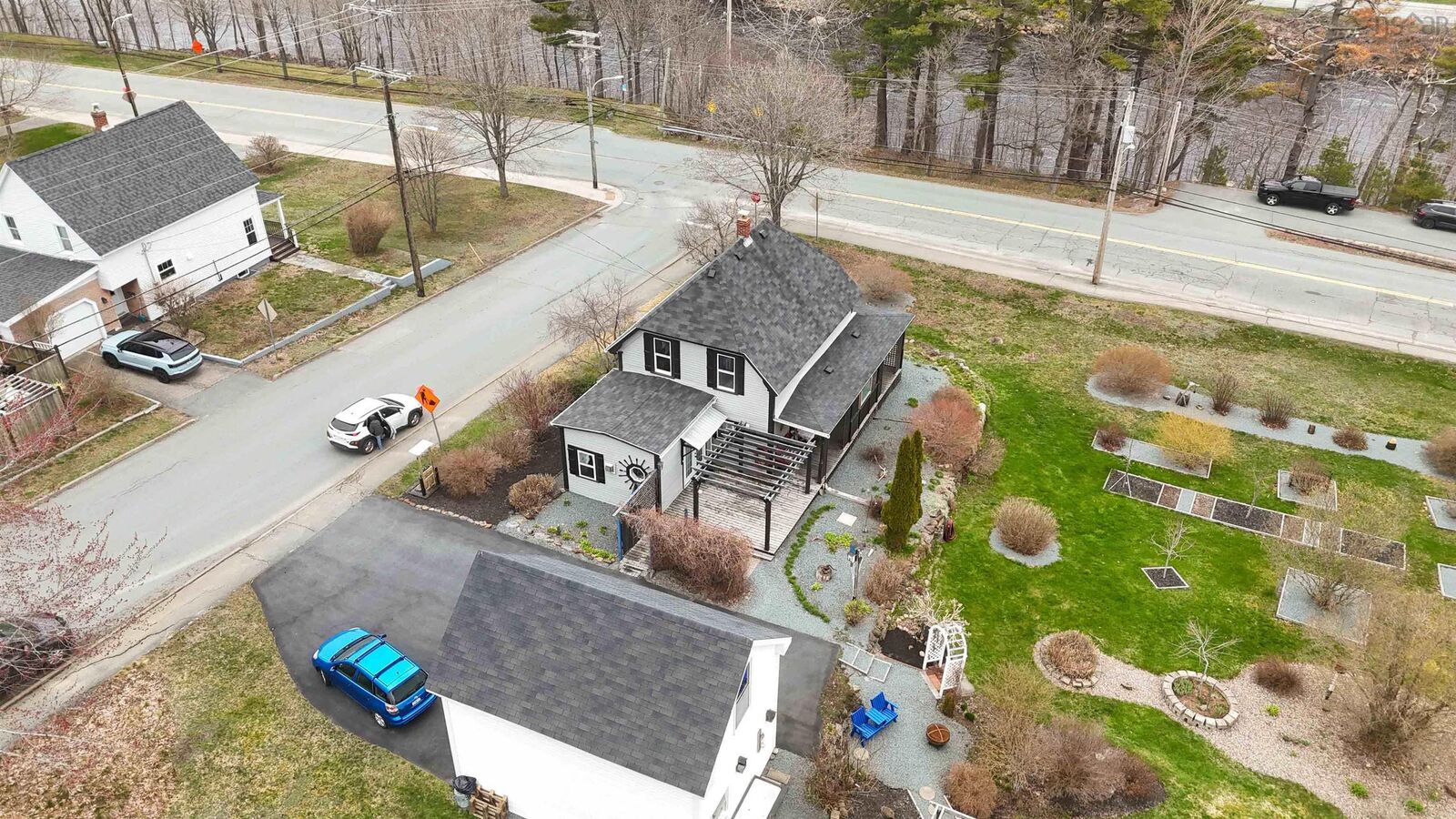 Property Photo:  937 King Street  NS B4V 1B7 