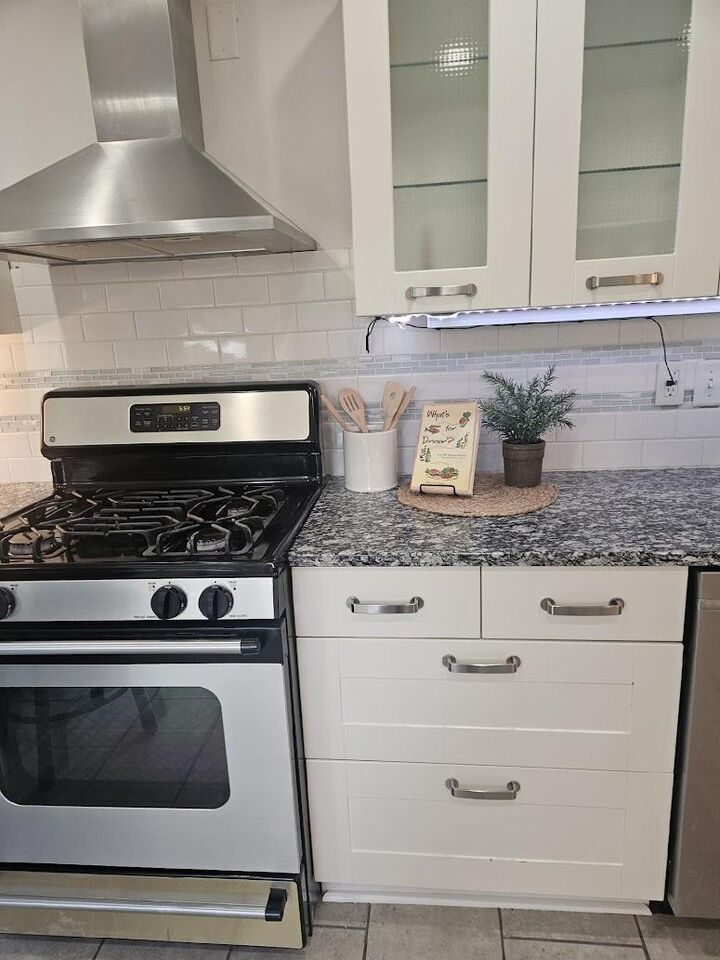 Property Photo:  337 5th Avenue N  MN 55343 