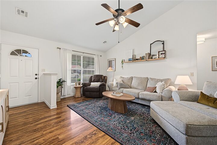 Property Photo: 4479 W Cheyenne Drive AR 72704