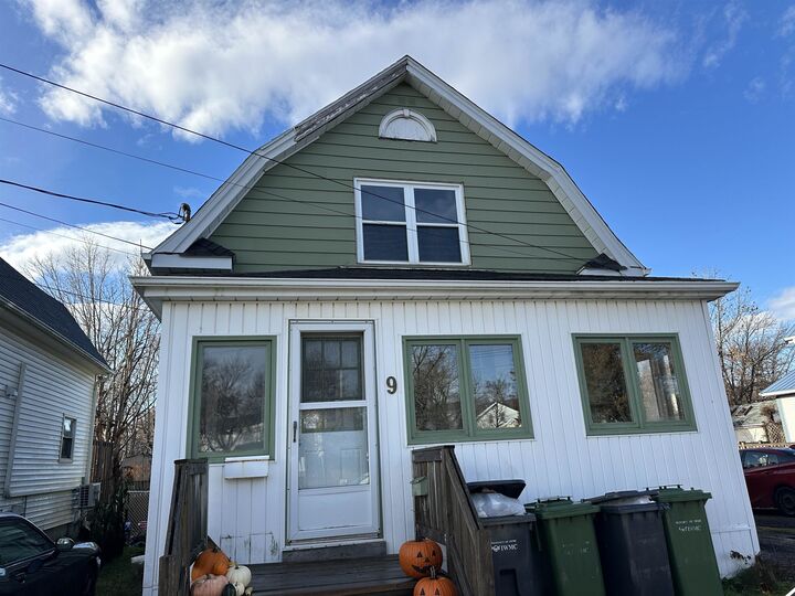9 Esher Street — photo 1