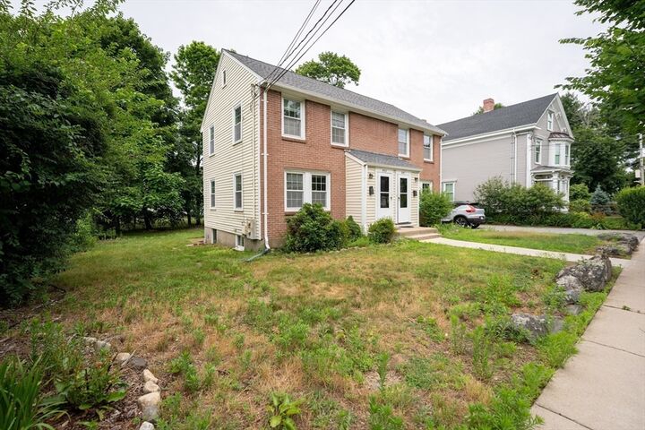 Property Photo: 993 Massachusetts Ave 993 MA 02420