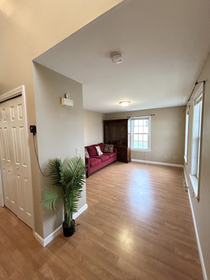 Property Photo: 35 Fox Meadow Dr MA 01602