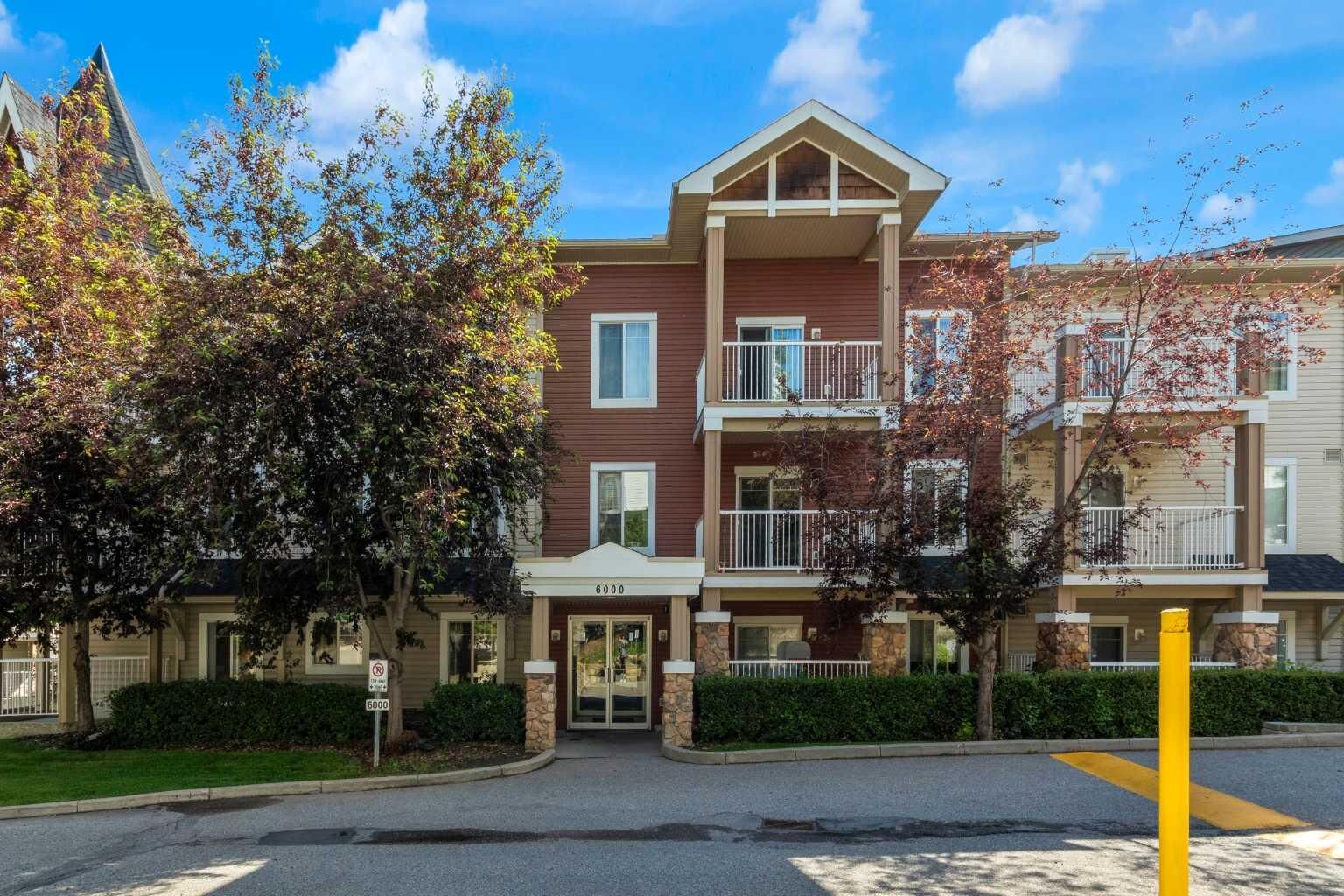 Property Photo:  70 Panamount Drive NW 6213  AB T3K 6G7 