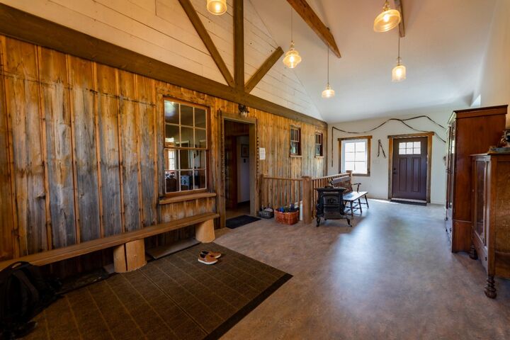 Property Photo: 50409A Highway 16 AB T7V 1X4