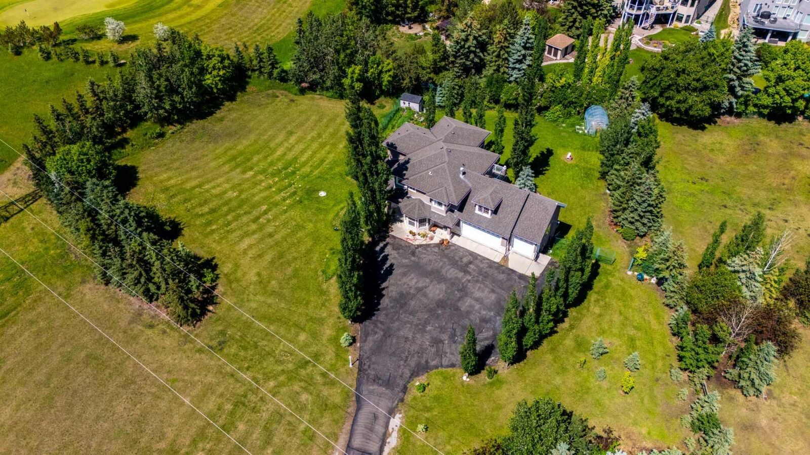 Property Photo: 43 Villosa Ridge Drive NW AB T3Z 3B1