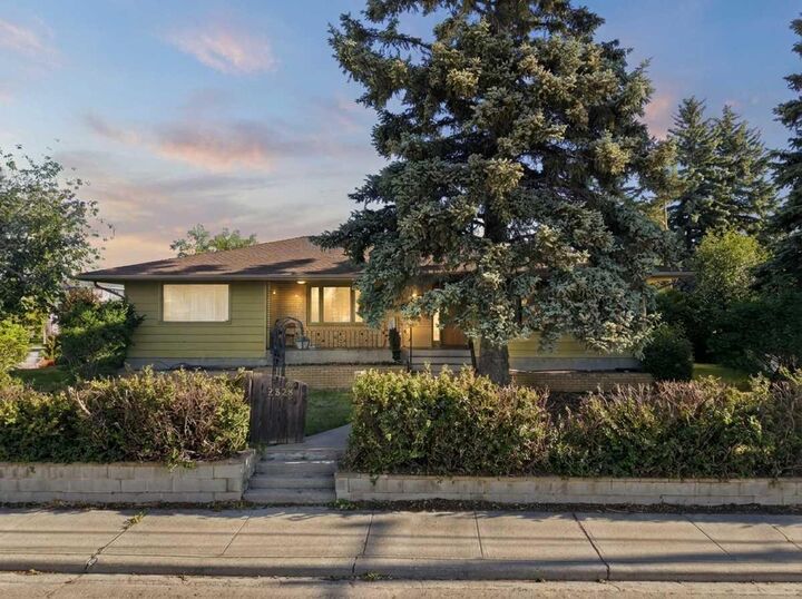 3720 Spruce Drive SW — photo 1