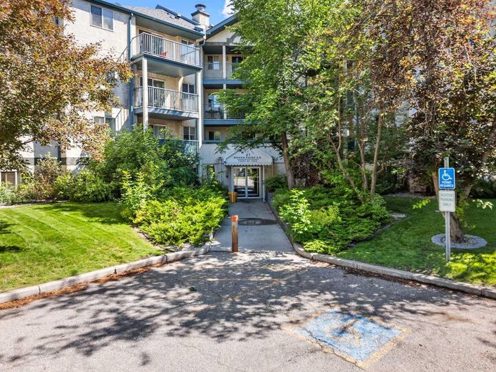 21 Dover Point SE 416 — photo 1