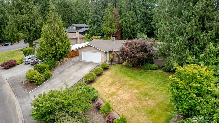 Property Photo: 3910 Pueblo Heights WA 98273