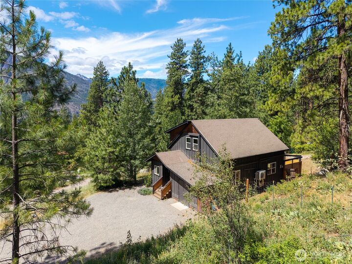 Property Photo:  32  Crabapple Road  WA 98862 