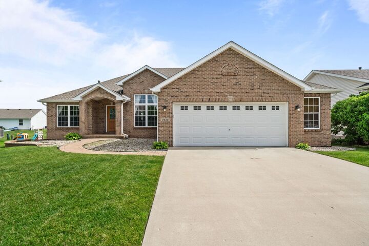 Property Photo:  2939 Vaughndale Drive  IL 61115 