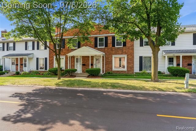 Property Photo:  906 E Kearsley Street  MI 48503 
